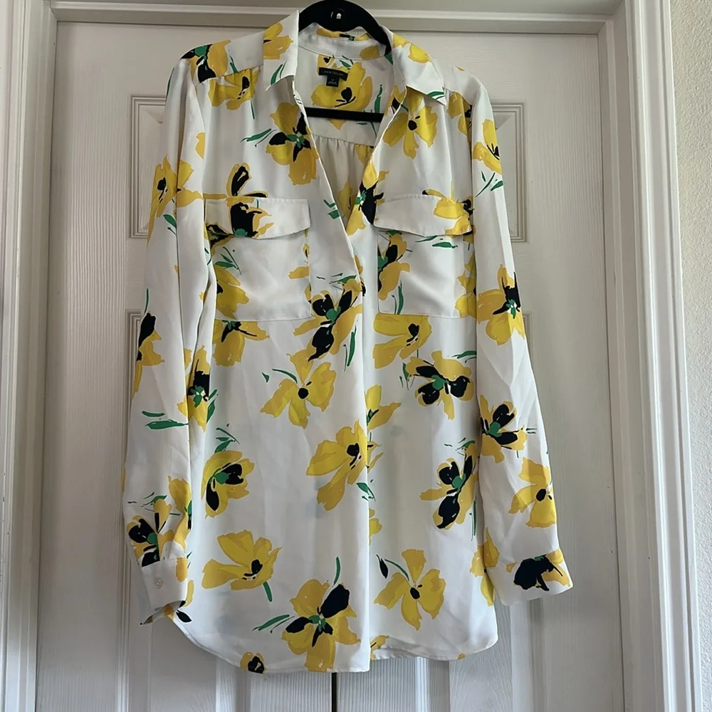 ANN TAYLOR Petite Floral Camp Shirt - Yellow Spring Size Large Tall - Picture 2 of 11